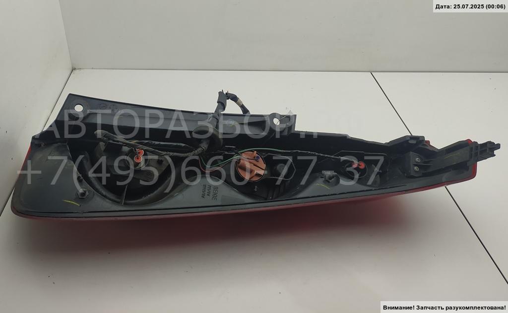 Фонарь задний левый