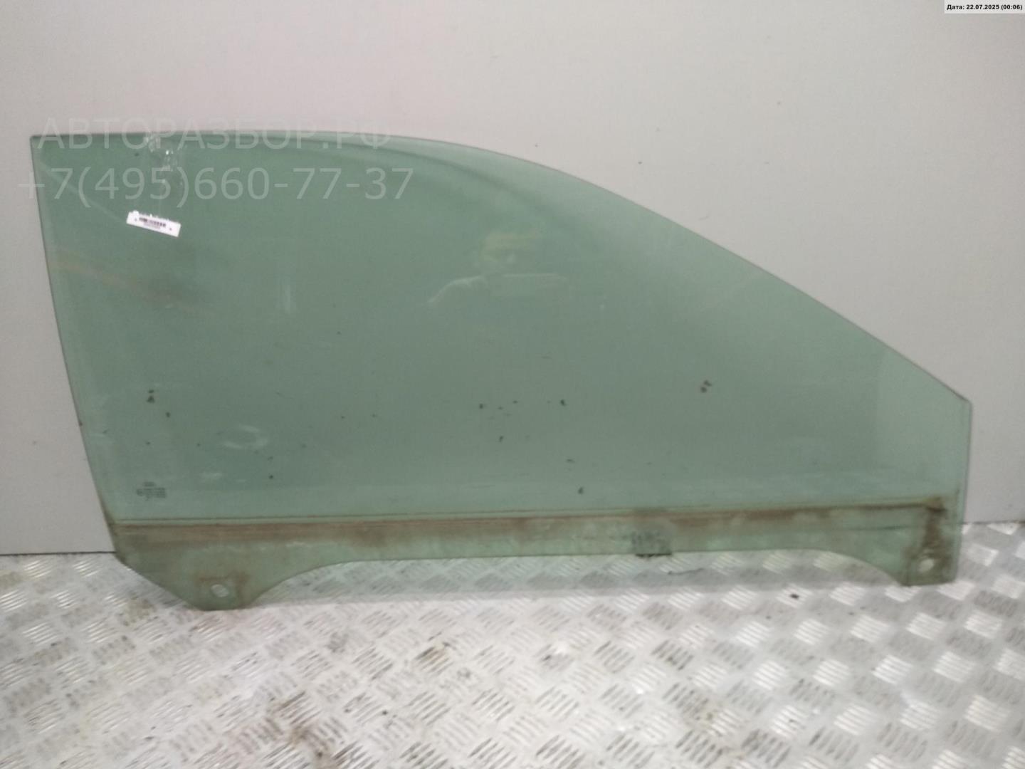 Стекло двери передней правой