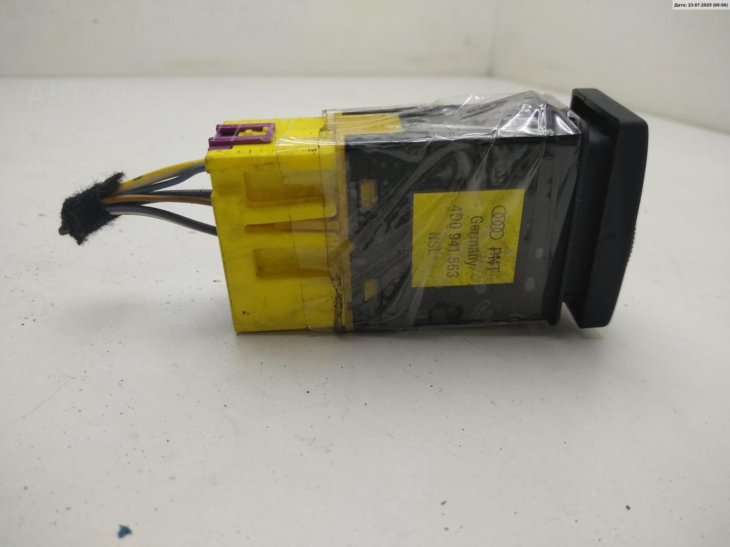 Кнопка света противотуманных фар