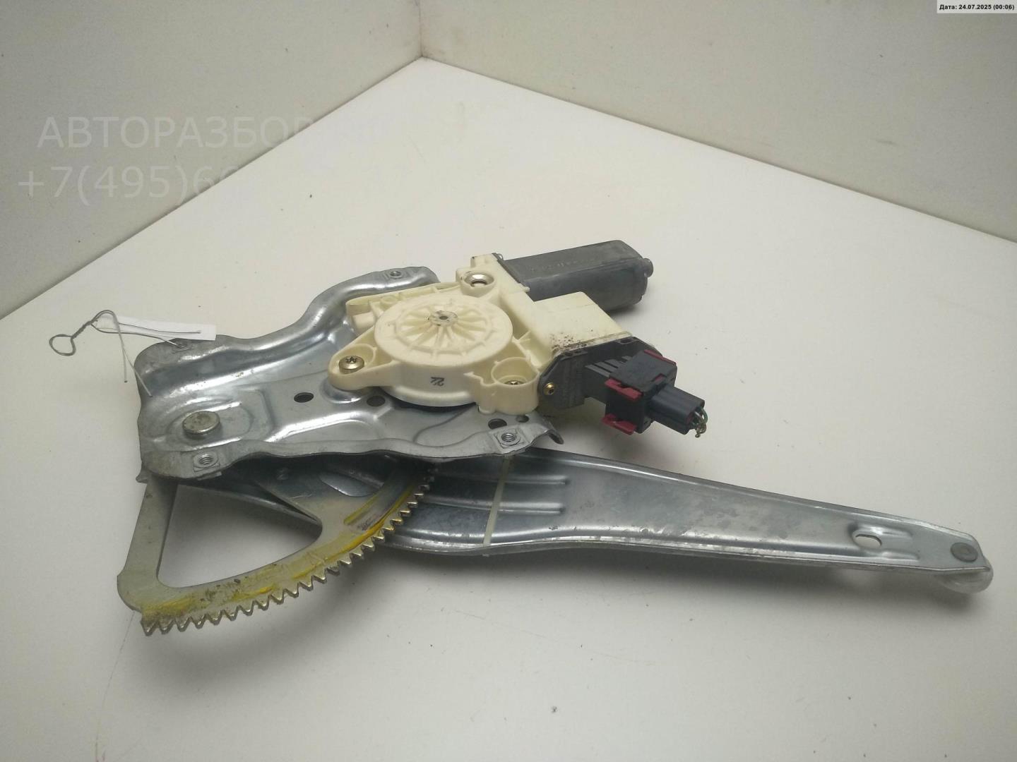 Стеклоподъемник электр. задний правый