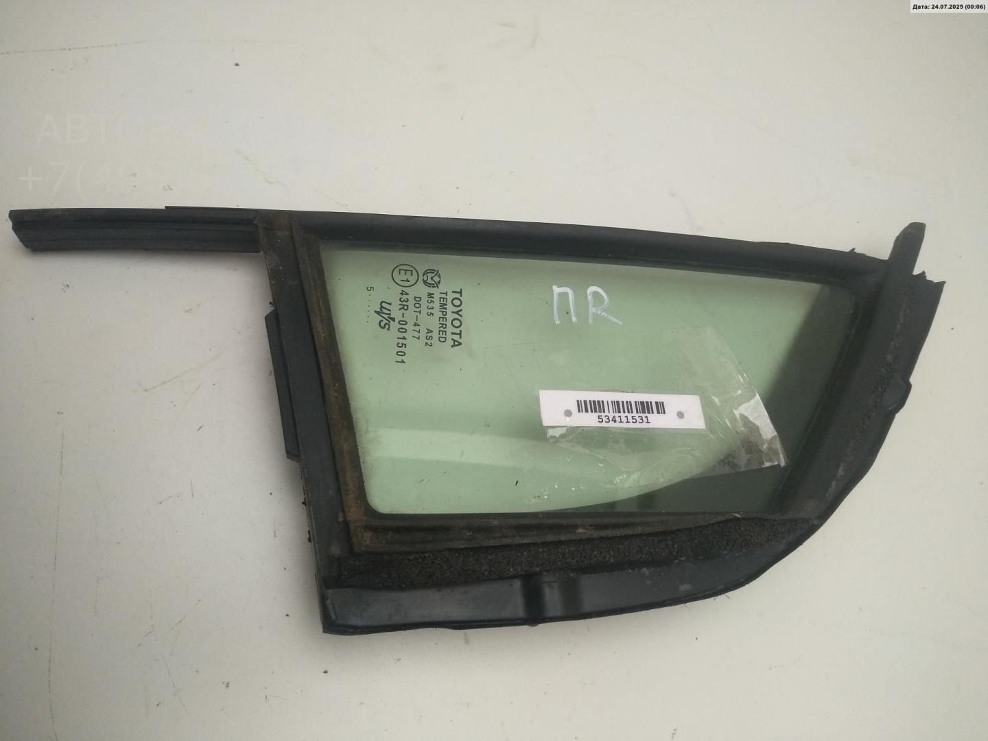 Стекло двери передней правой (форточка)