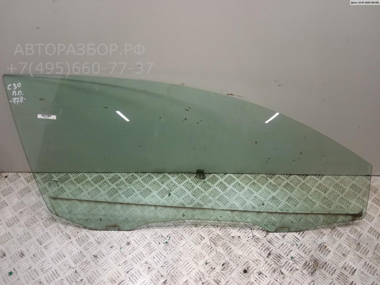 Стекло двери передней правой