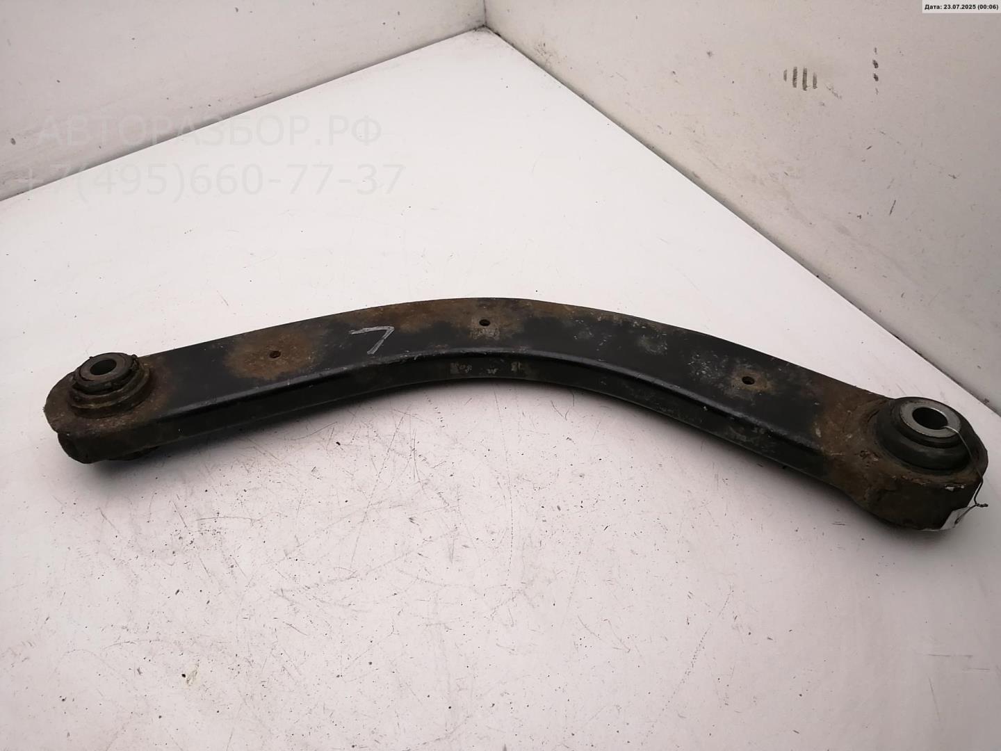 Рычаг задний левый