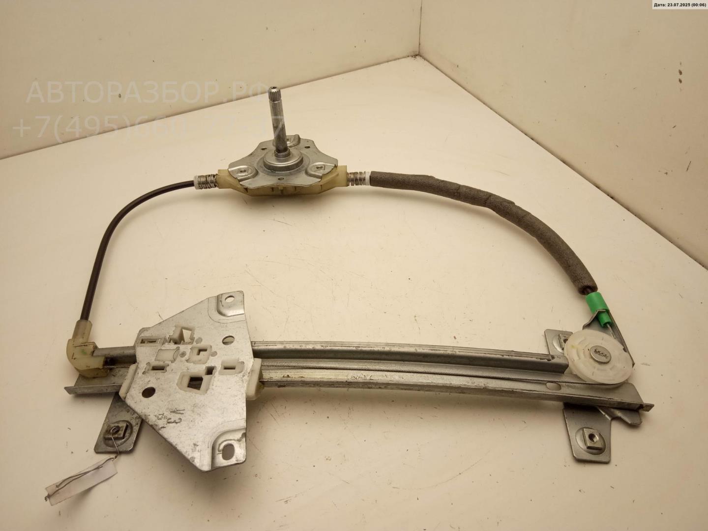 Стеклоподъемник механ. задний левый