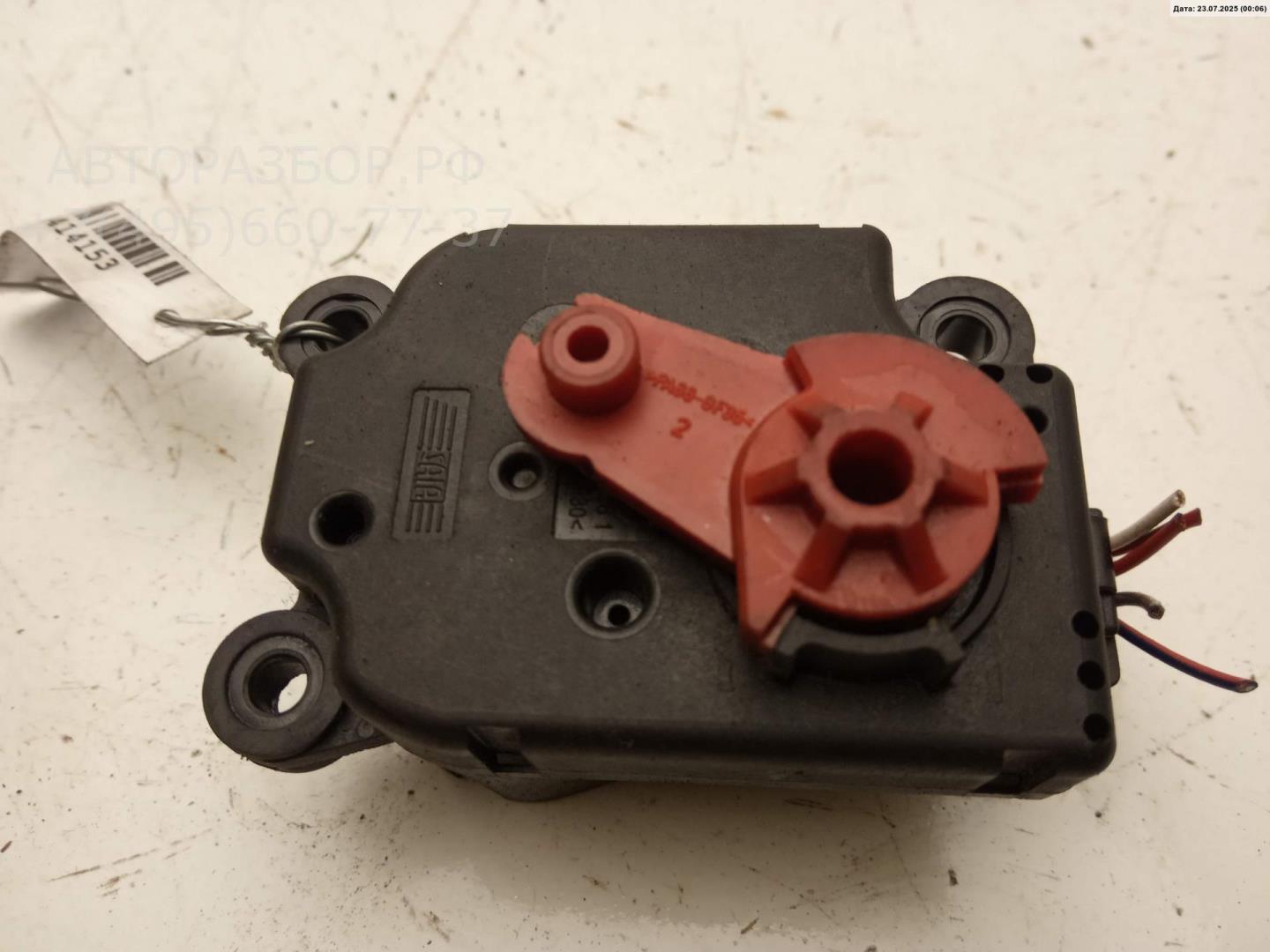 Моторчик заслонки печки