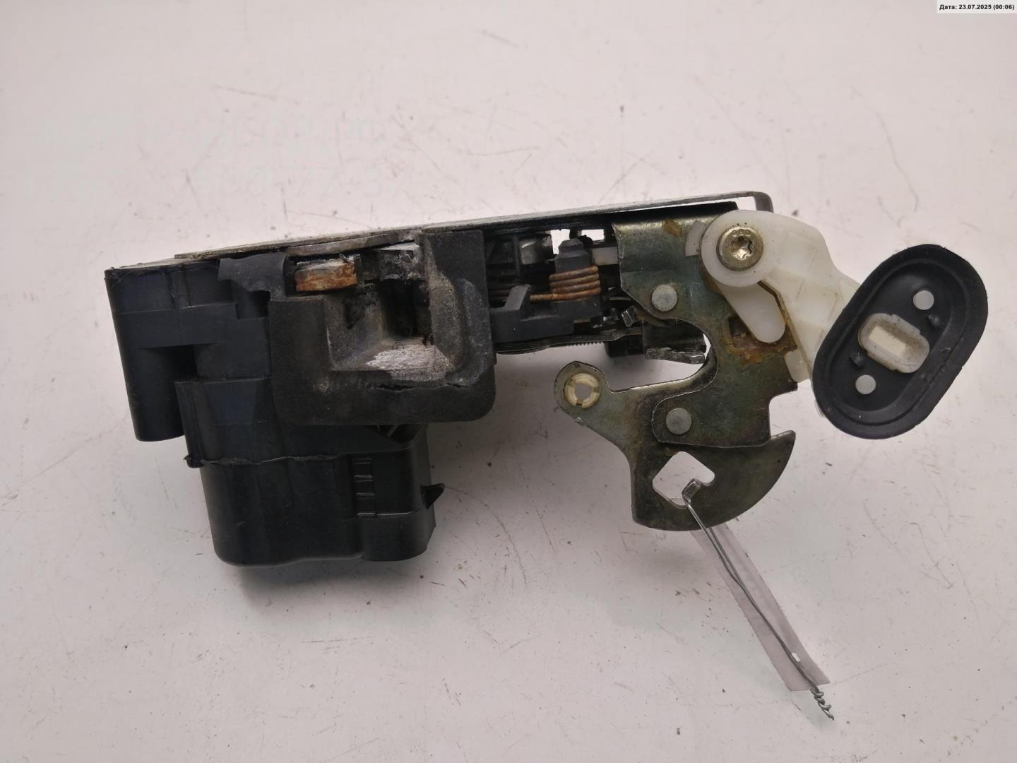 Замок двери задней правой