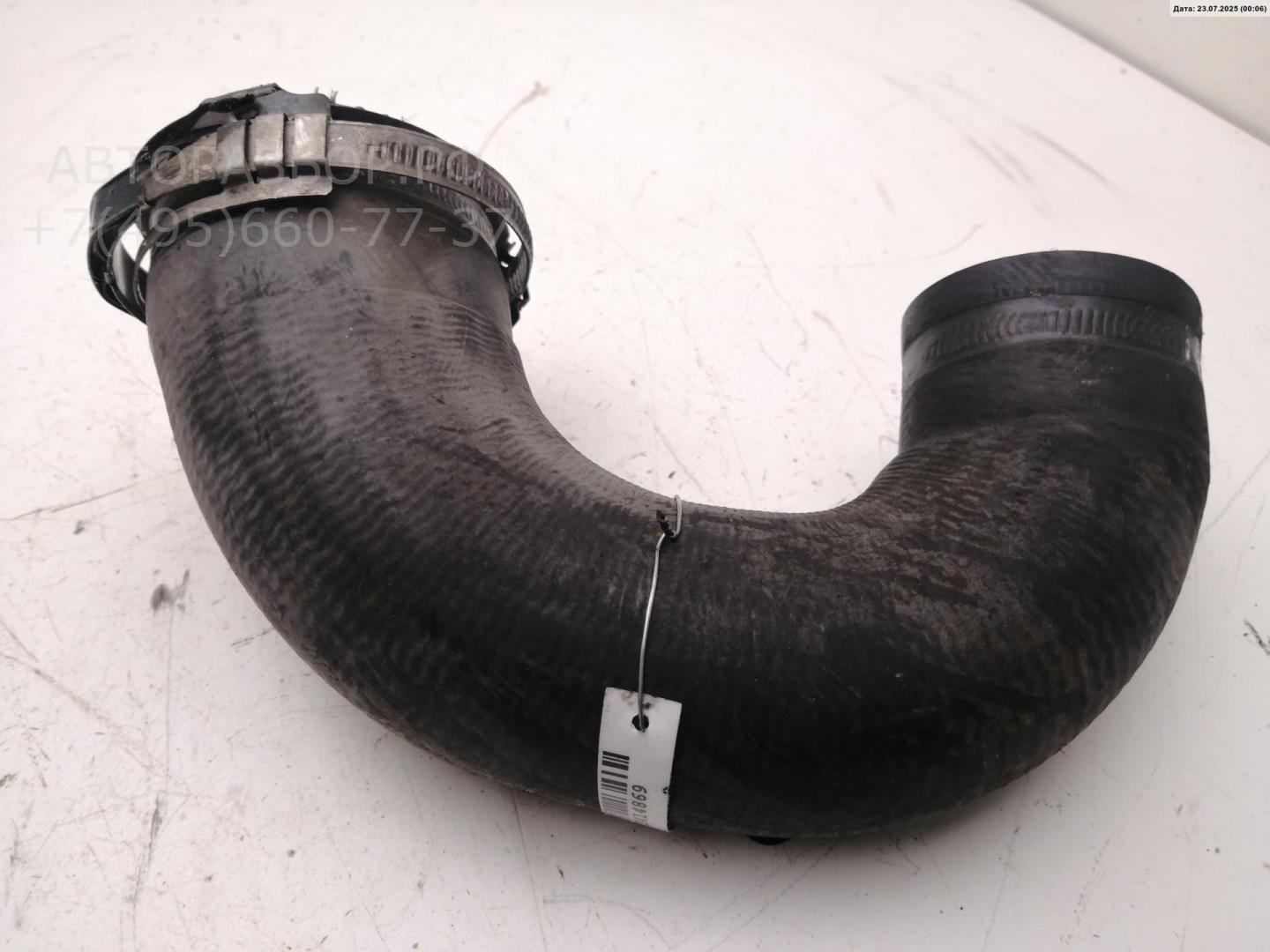 Патрубок интеркулера