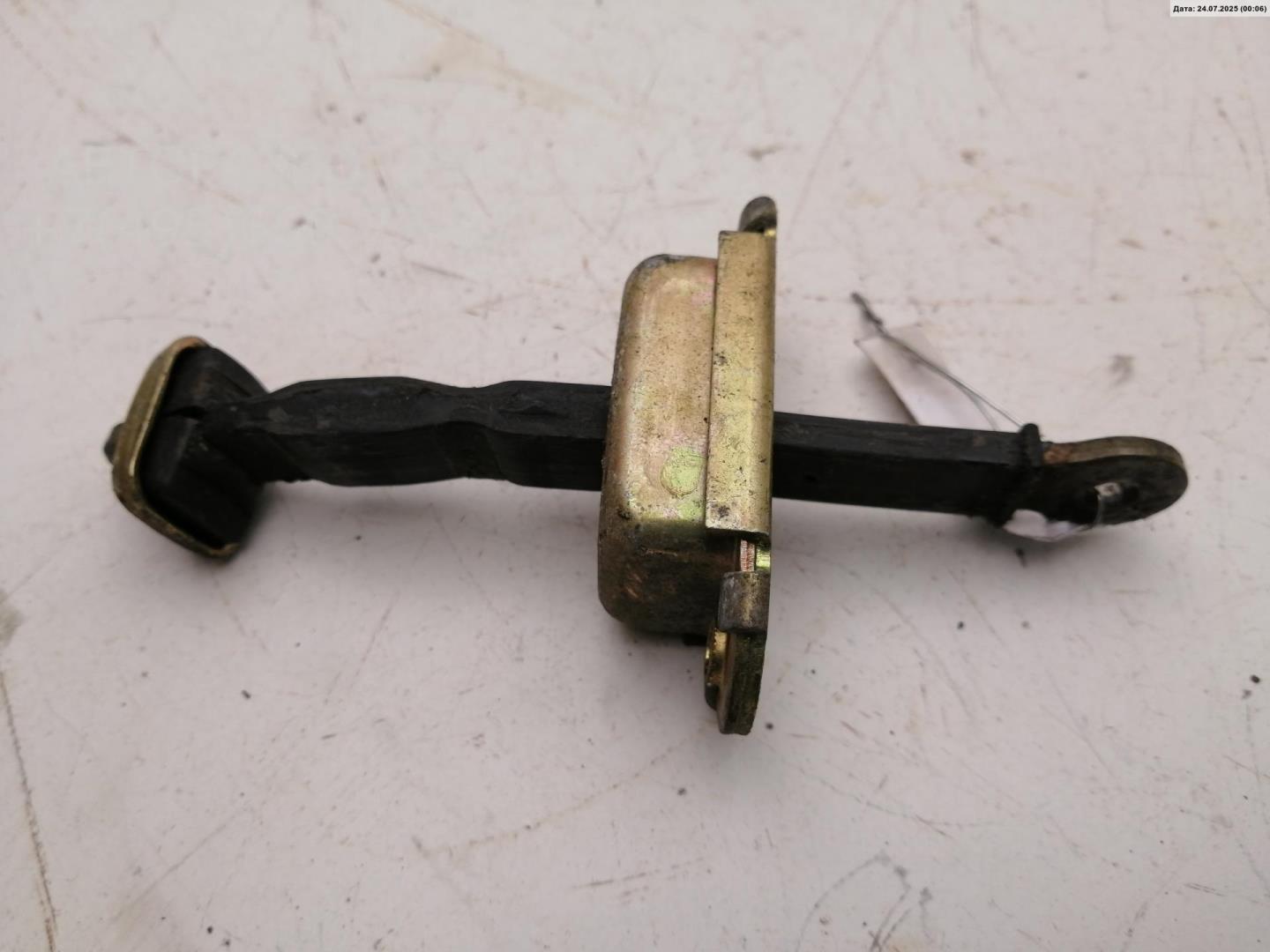 Ограничитель двери