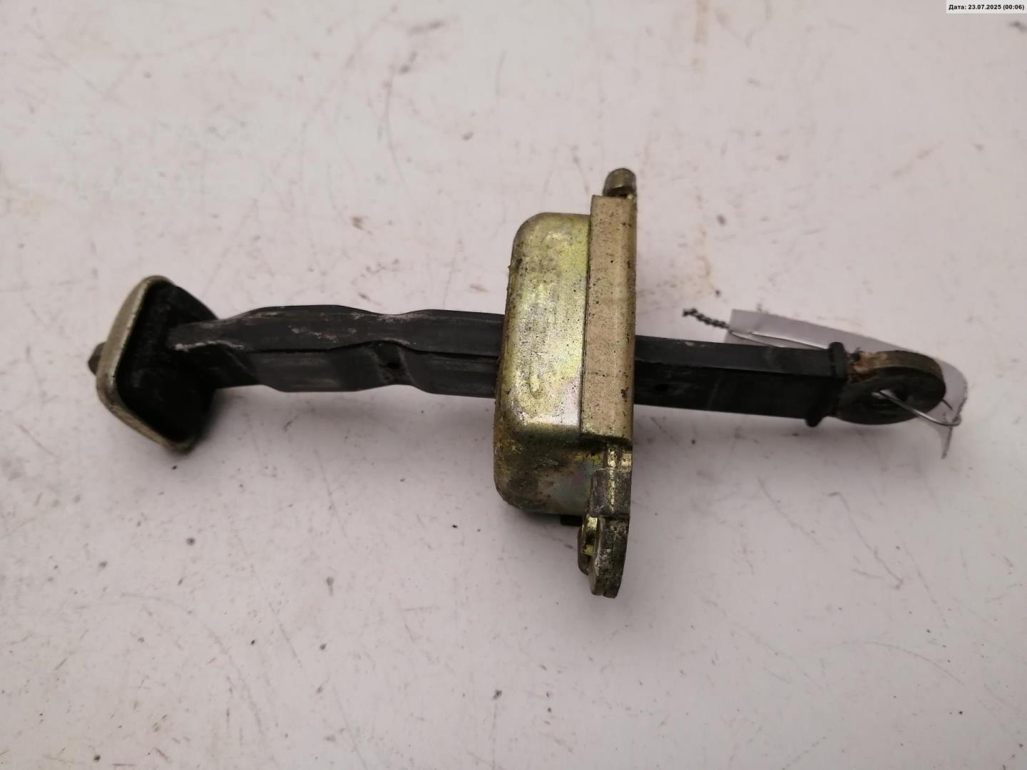 Ограничитель двери