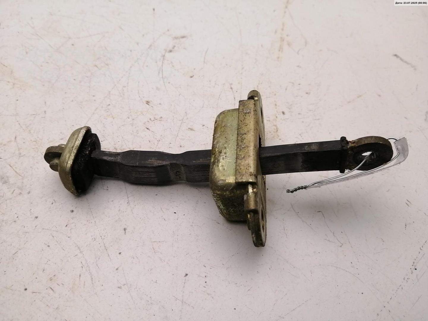 Ограничитель двери