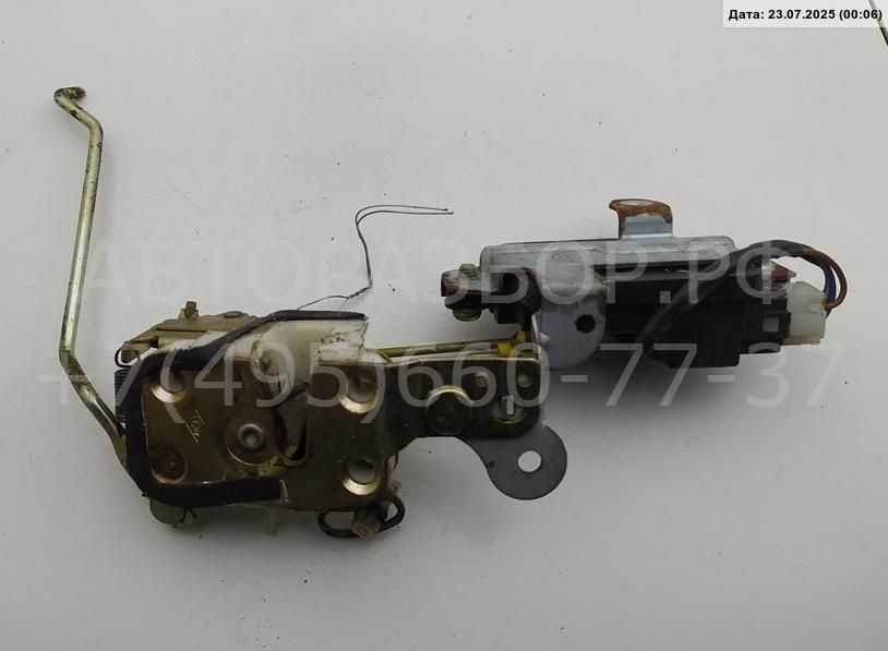 Замок двери передней правой