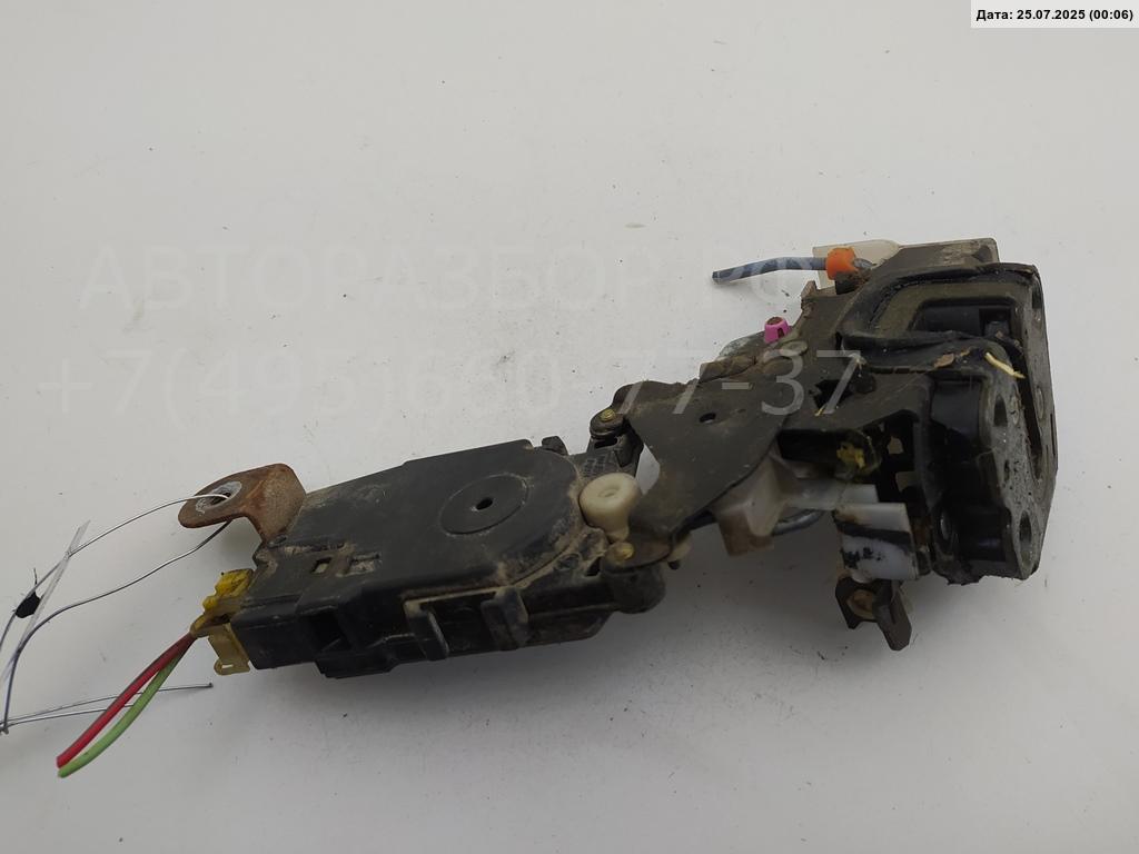 Замок двери задней правой