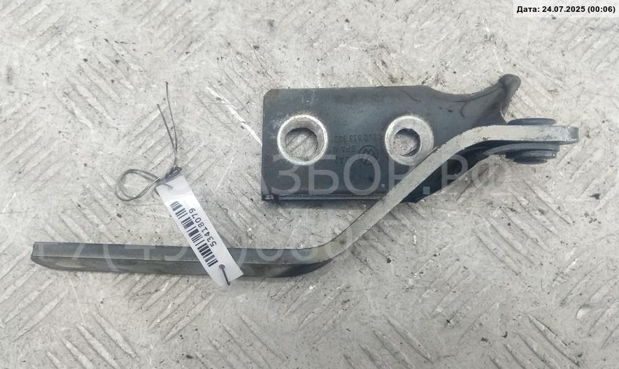 Петля капота правая