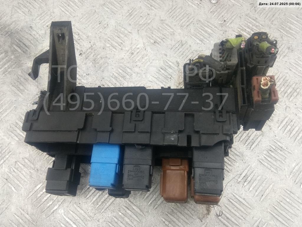 Блок предохранителей