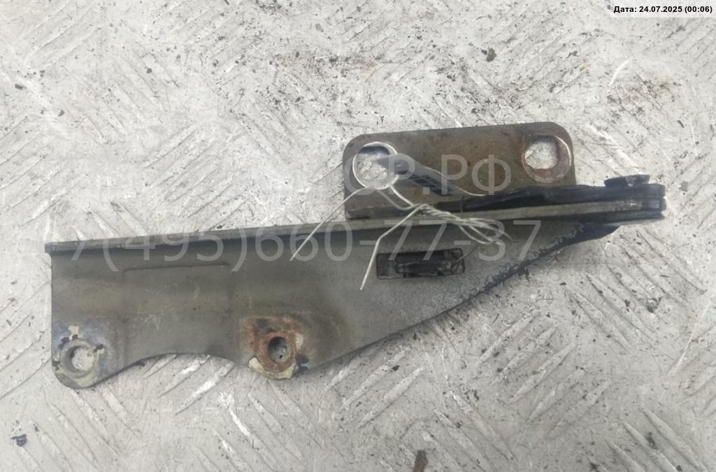 Петля капота правая