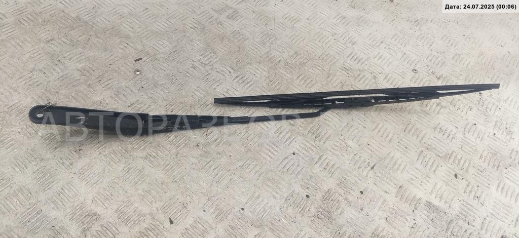 Поводок стеклоочистителя передний левый