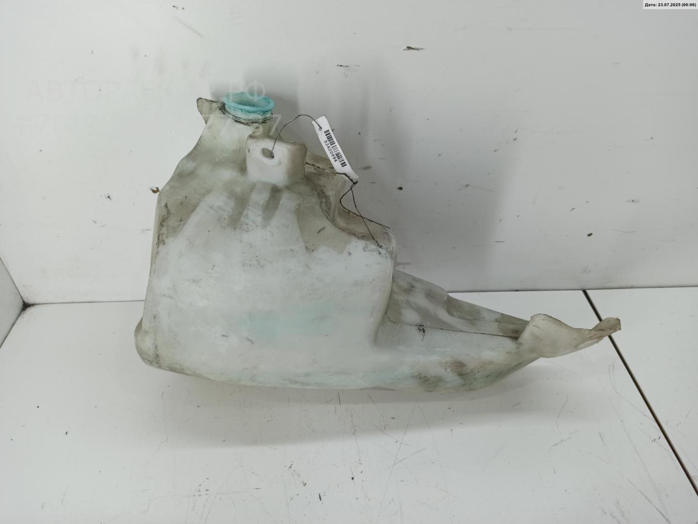 Бачок омывателя лобового стекла
