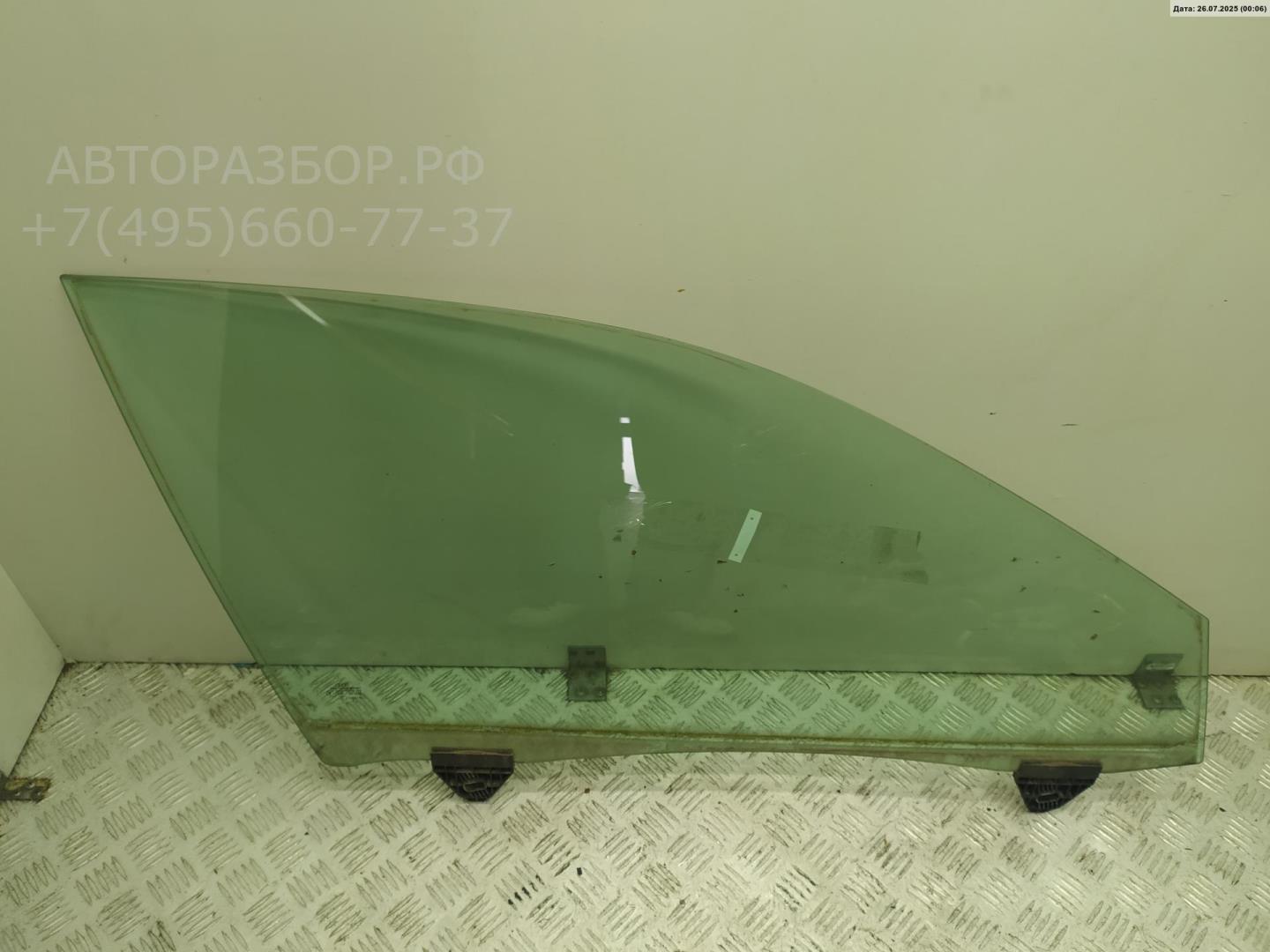 Стекло двери передней правой