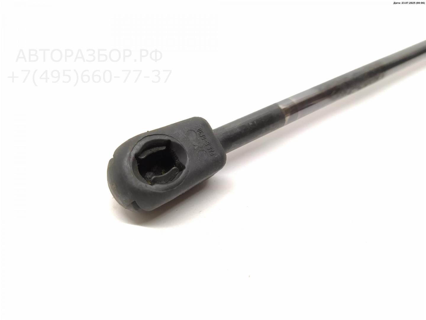 Амортизатор двери багажника