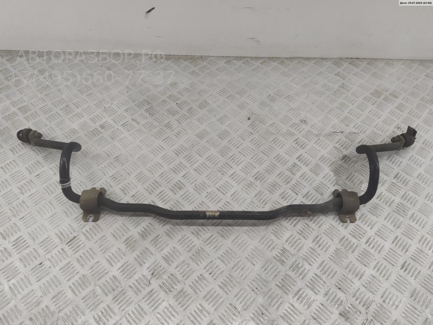 Стабилизатор передний