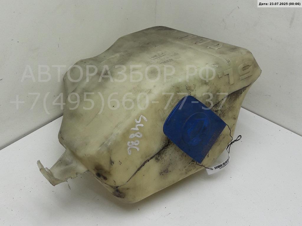 Бачок омывателя лобового стекла