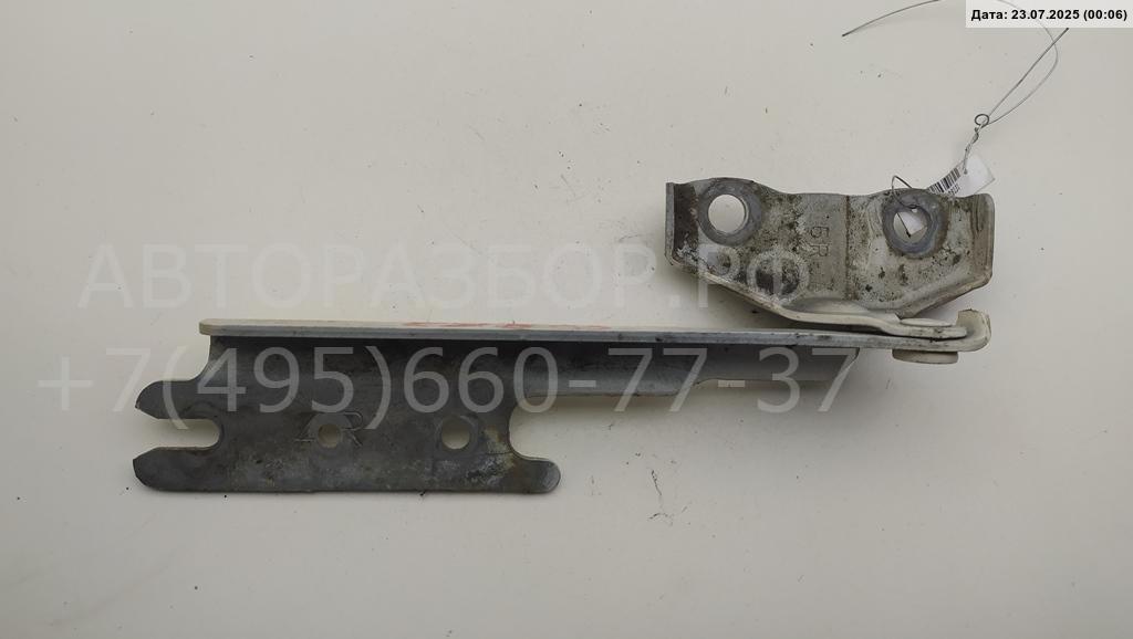 Петля капота правая