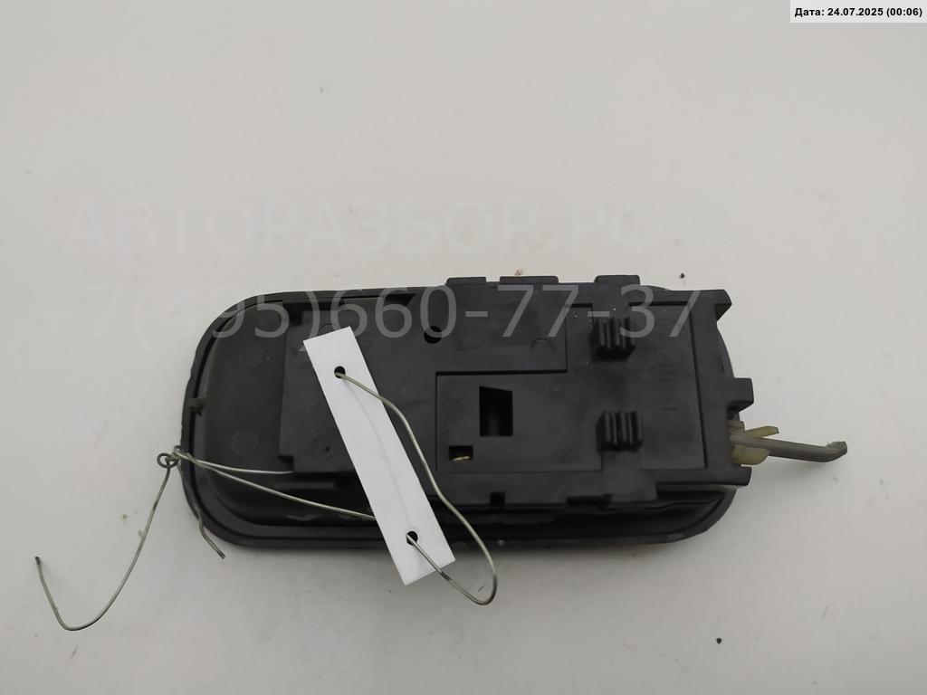 Ручка двери передней внутренняя правая