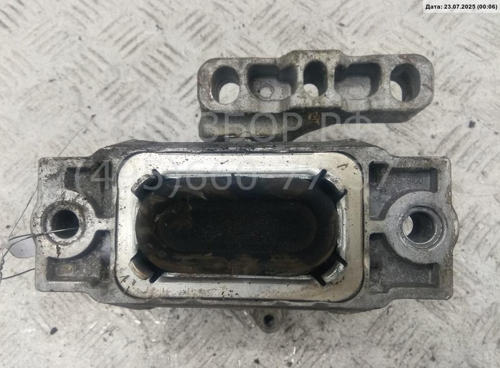 Опора двигателя