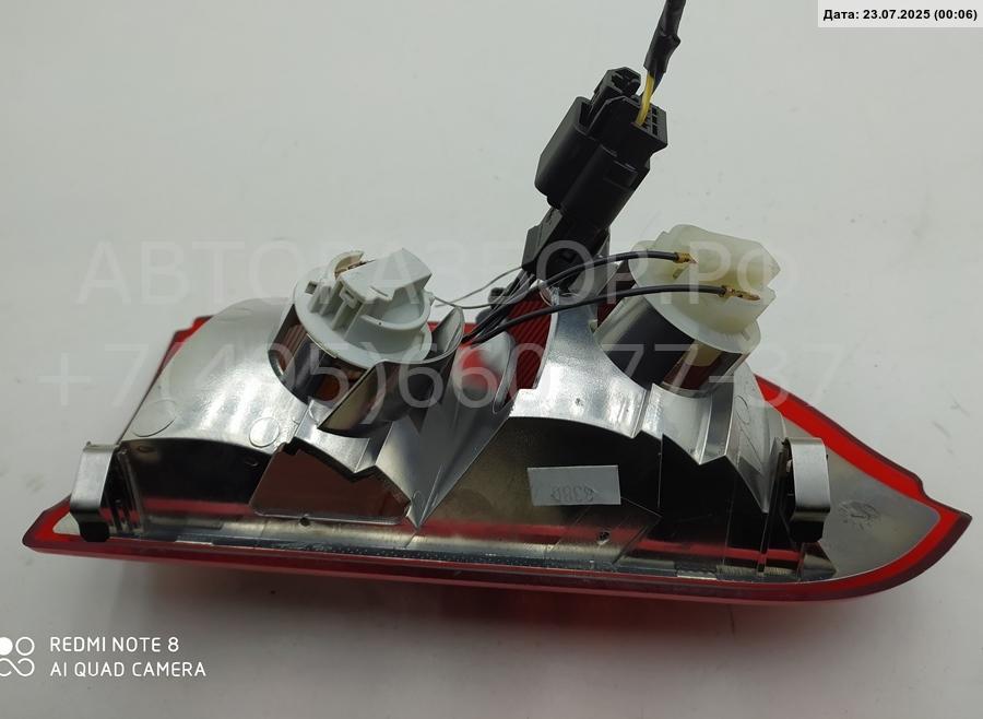 Фонарь задний правый