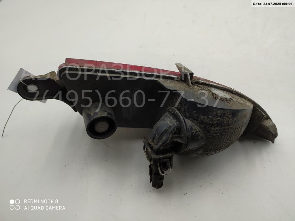 Фонарь задний в бампер правый