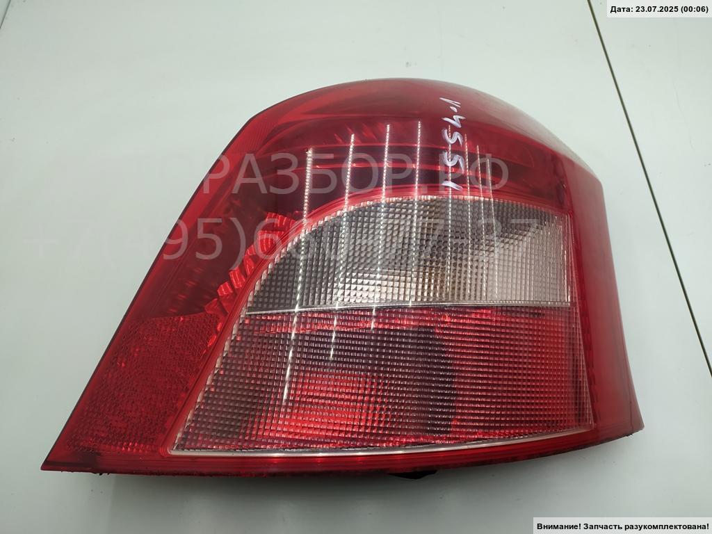 Фонарь задний правый