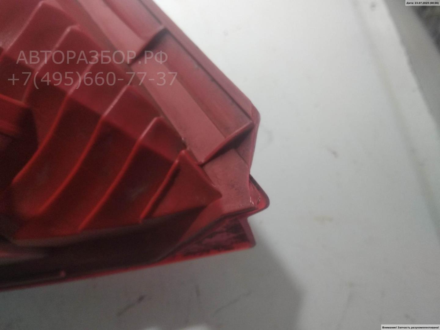 Фонарь задний правый