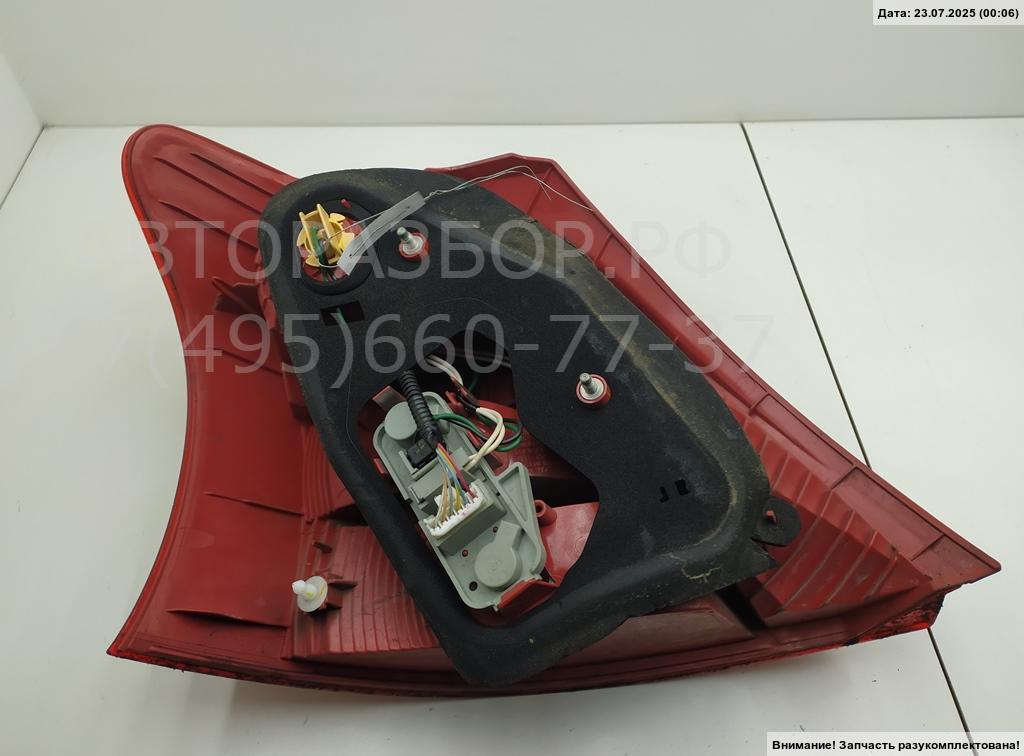 Фонарь задний правый