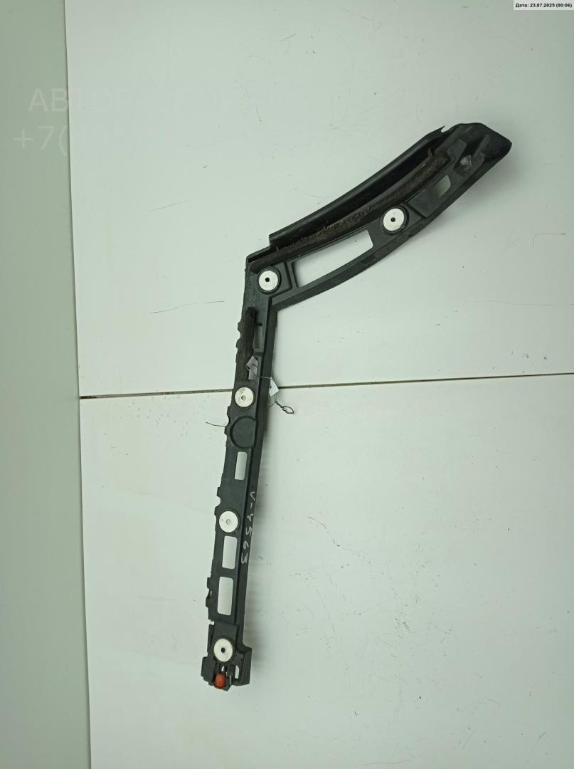 Кронштейн заднего бампера правый