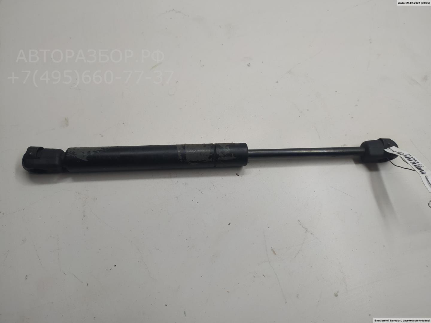 Амортизатор капота