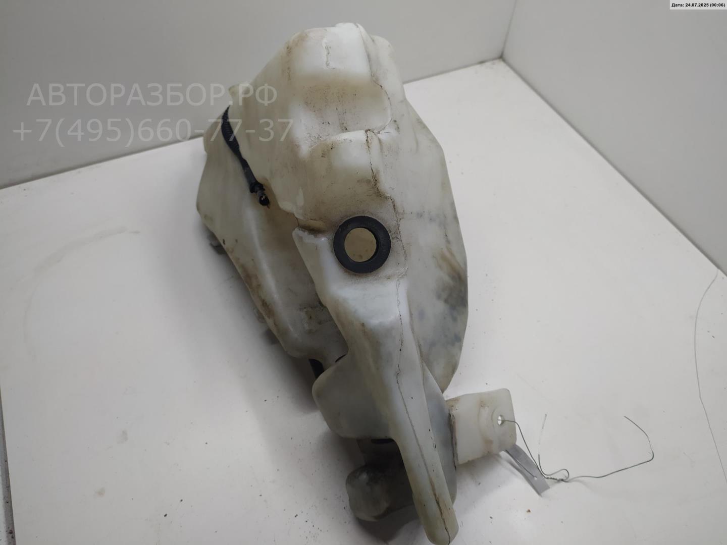 Бачок омывателя лобового стекла