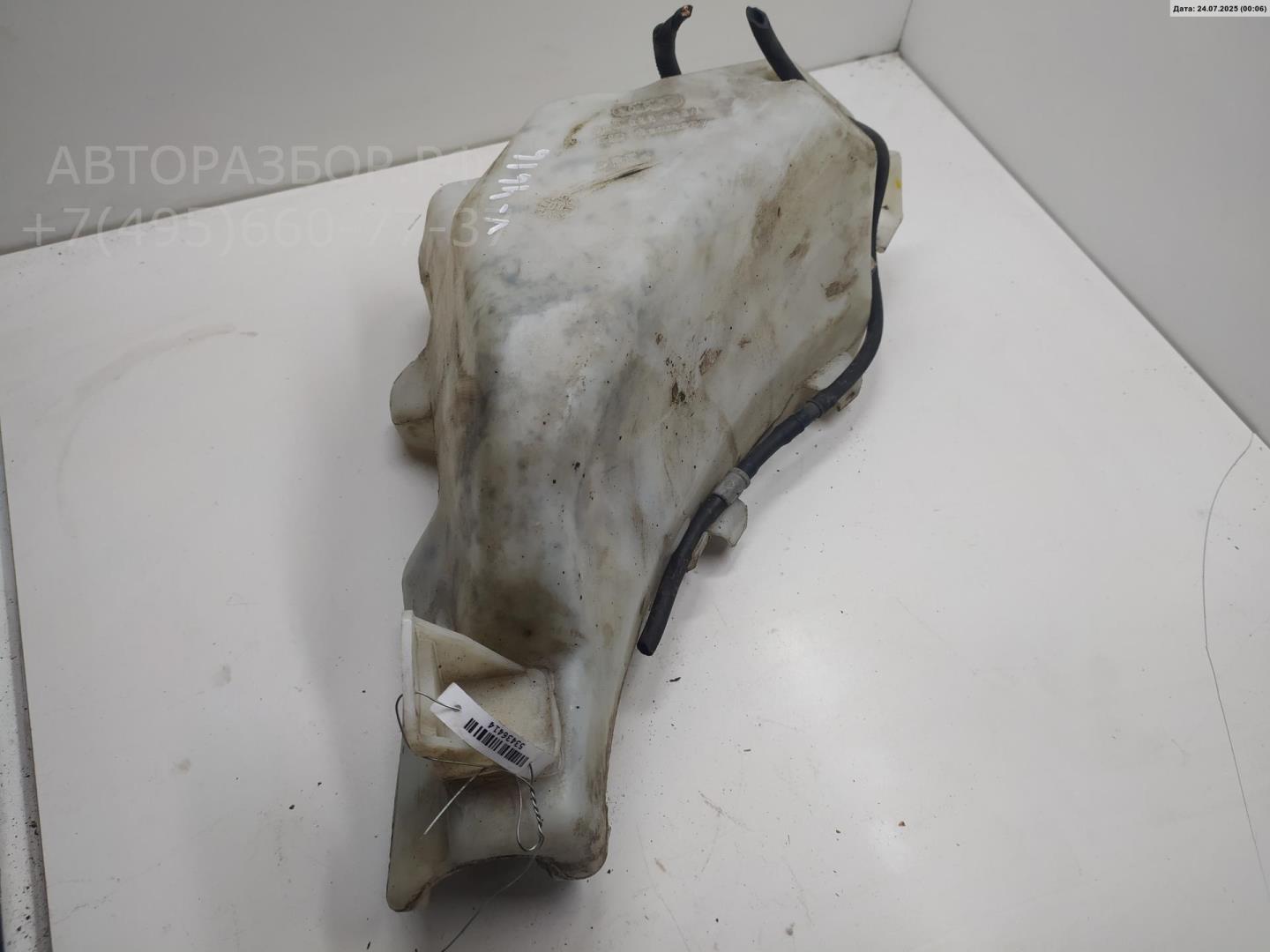 Бачок омывателя лобового стекла