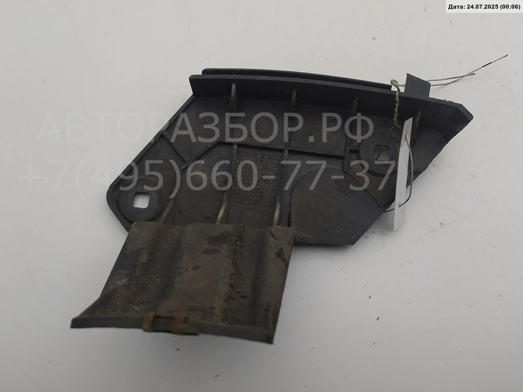 Кронштейн заднего бампера