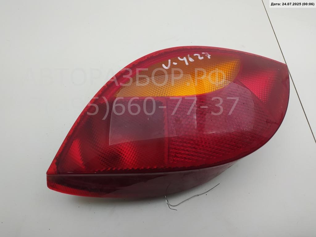 Фонарь задний правый