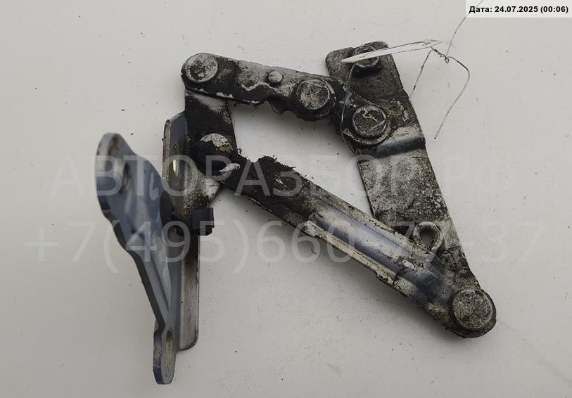 Петля капота правая