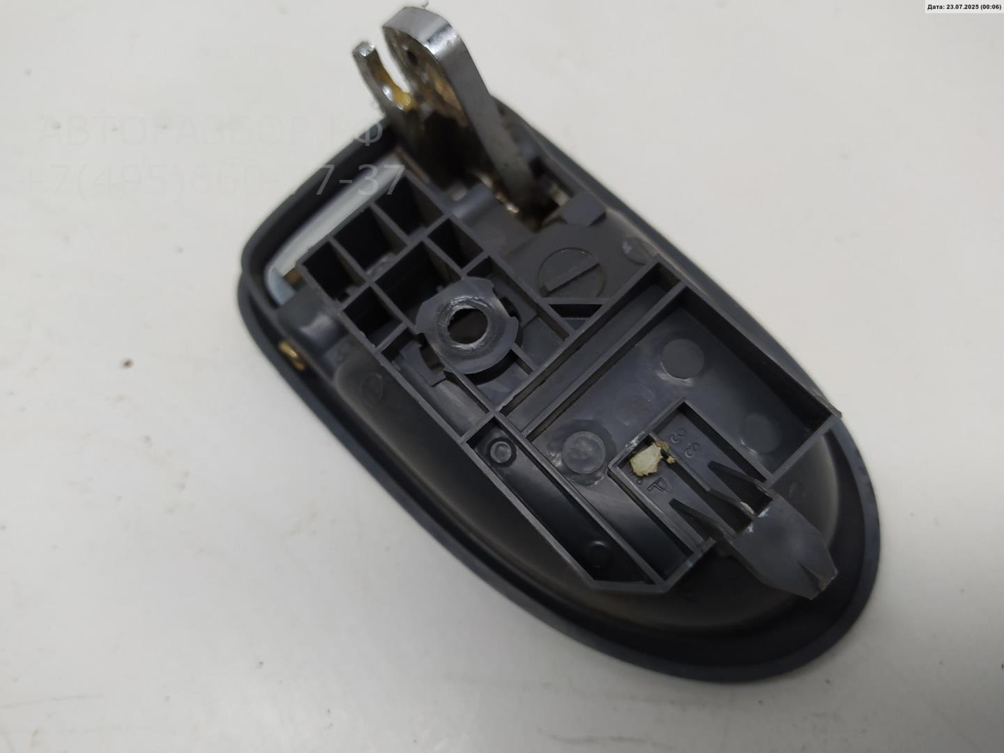 Ручка двери задней внутренняя левая