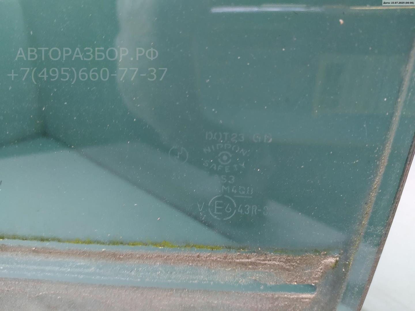 Стекло двери задней левой