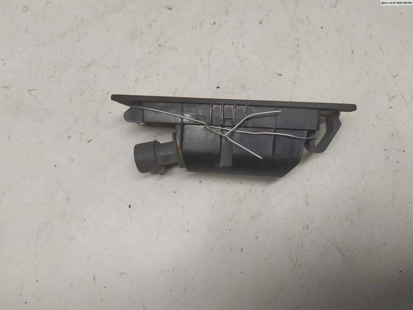 Фонарь подсветки номера