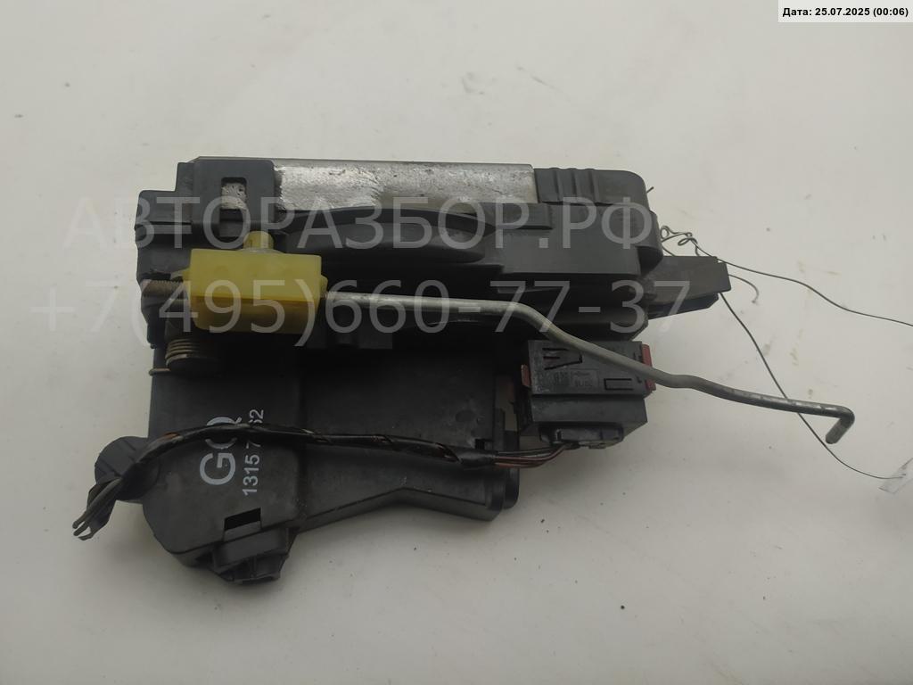 Замок двери передней правой