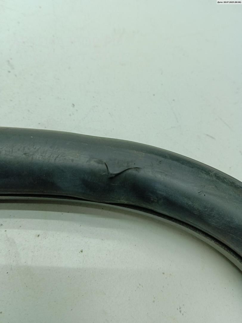 Уплотнитель двери