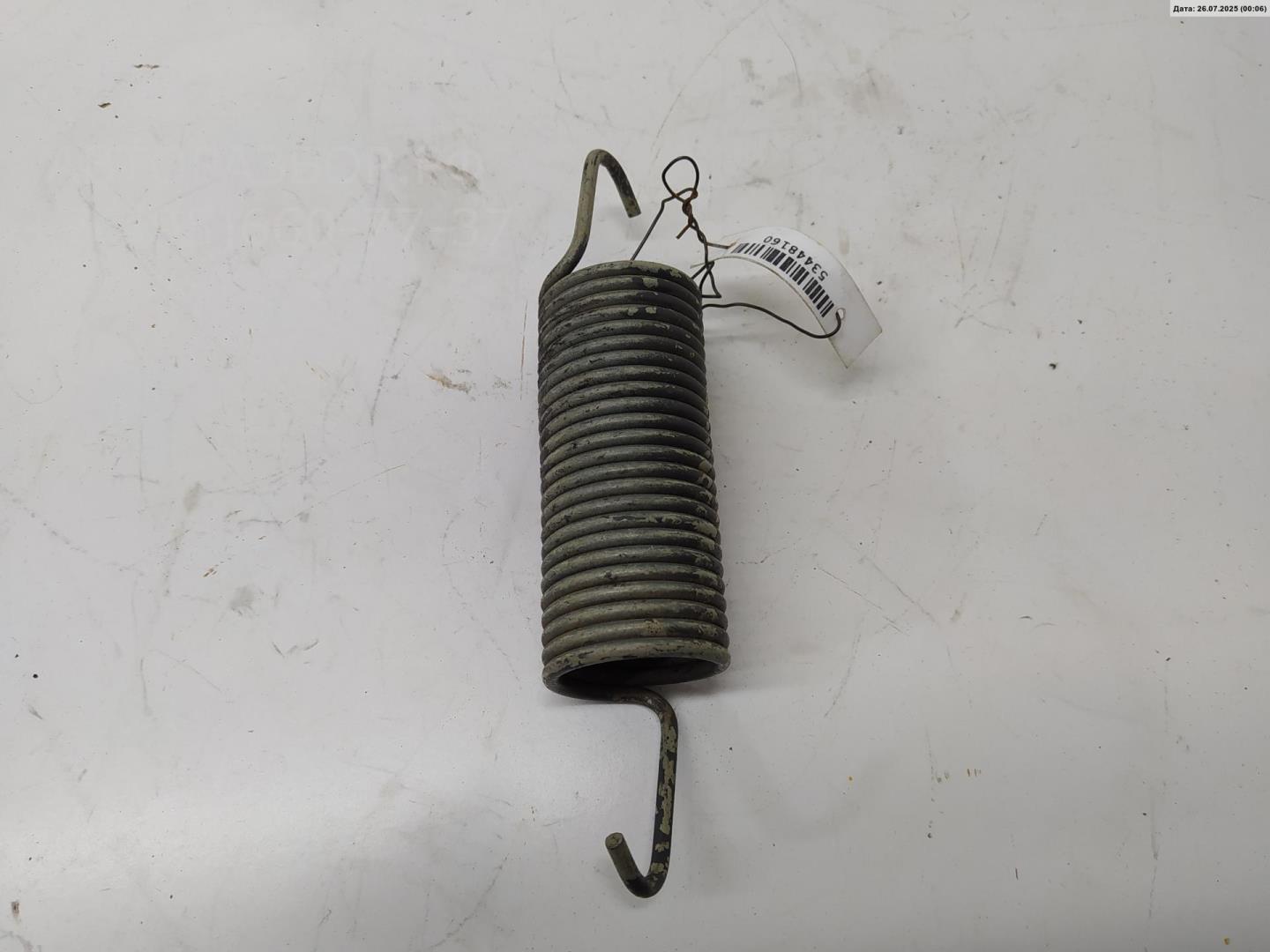 Пружина крышки багажника правая