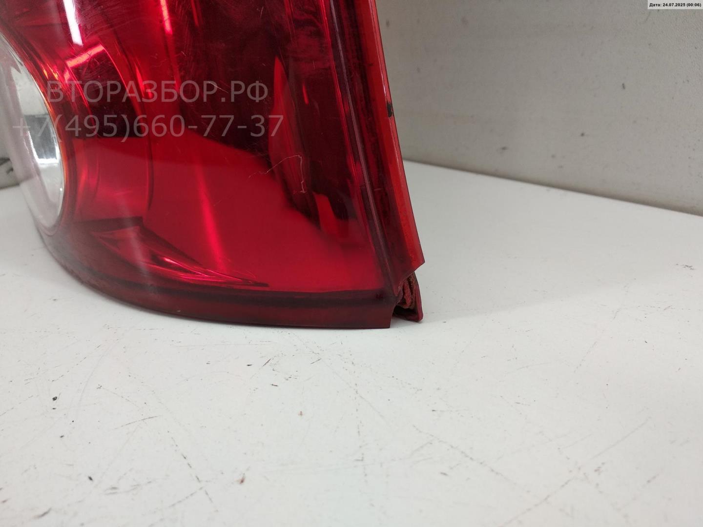 Фонарь задний правый