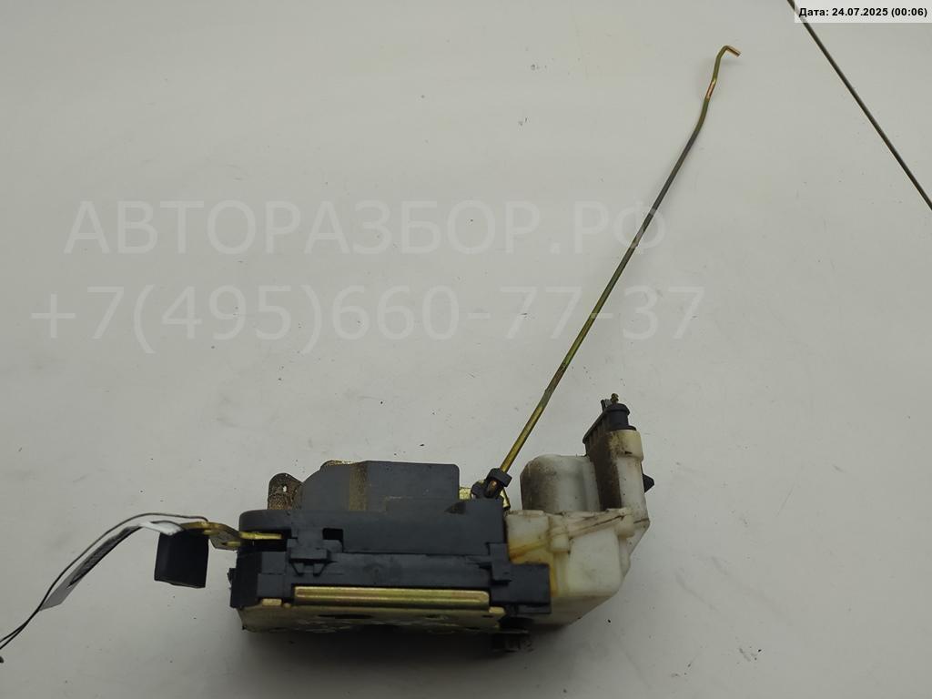 Замок двери задней правой