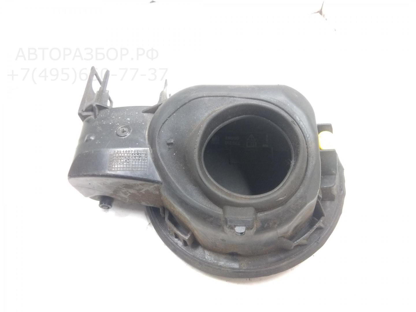 Лючок бензобака