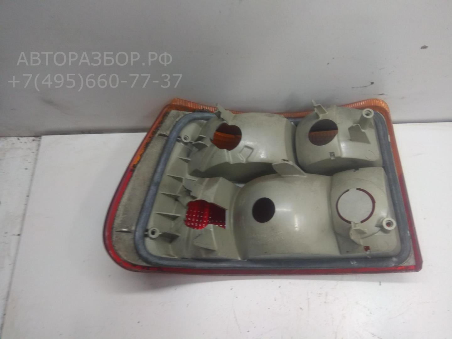 Фонарь задний правый